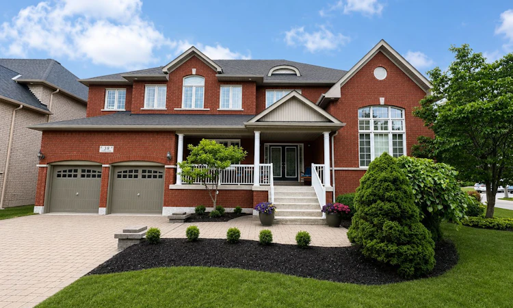 38 Camelot Square