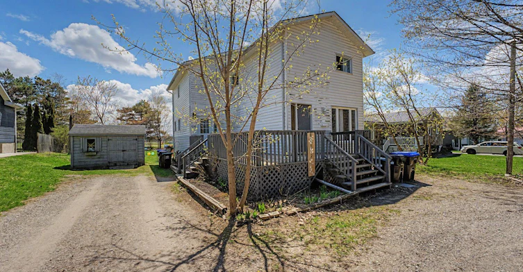 2-126 Robert Street E, Penetanguishene, ON, L9M 1J2