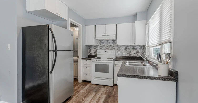 2-126 Robert Street E, Penetanguishene, ON, L9M 1J2 - 3