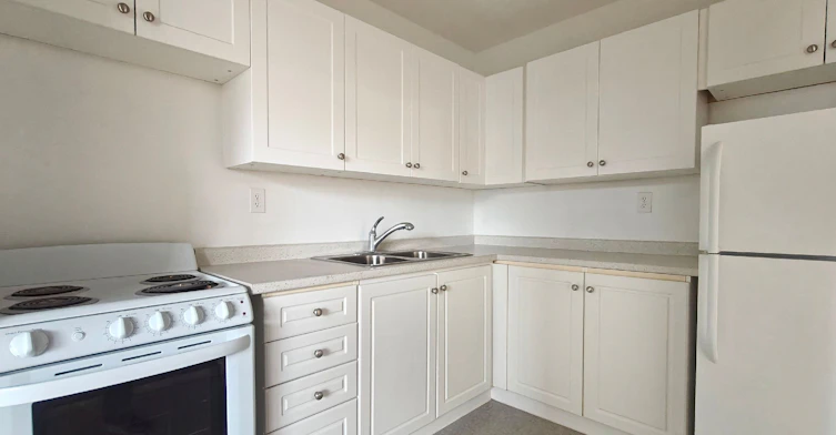 406-90 Holgate Street, Barrie, ON, L4N 2T9 - 4