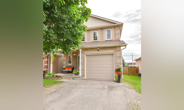 37 Julia Crescent