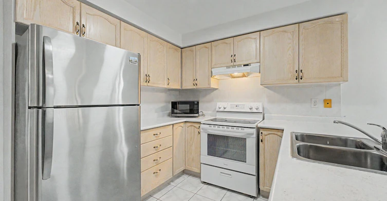 Upper-332 Harvie Road, Barrie, ON, L4N 8H7 - 4