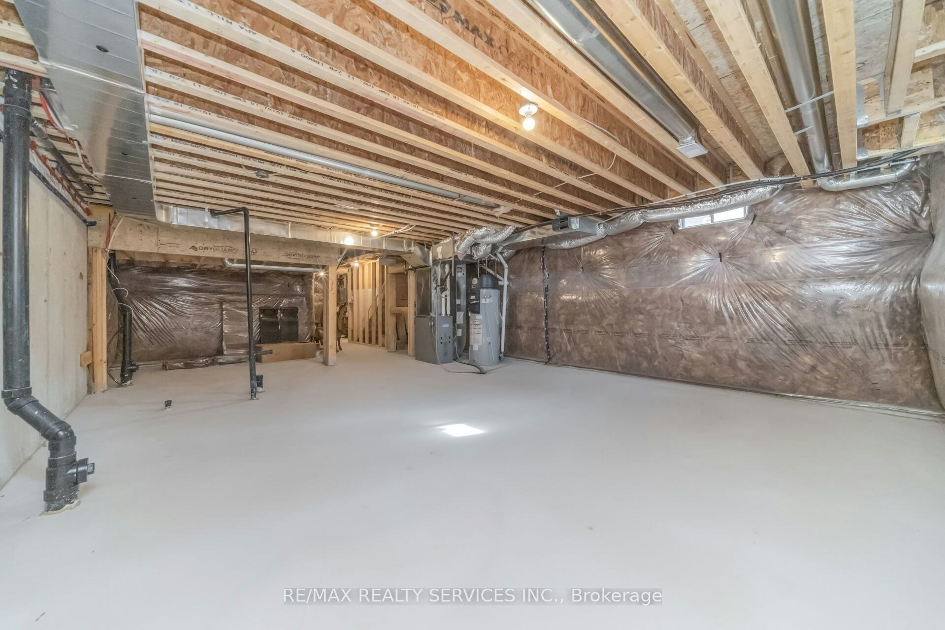 69 Kirkwood Way, Barrie, ON, L9J 0K7 - 39