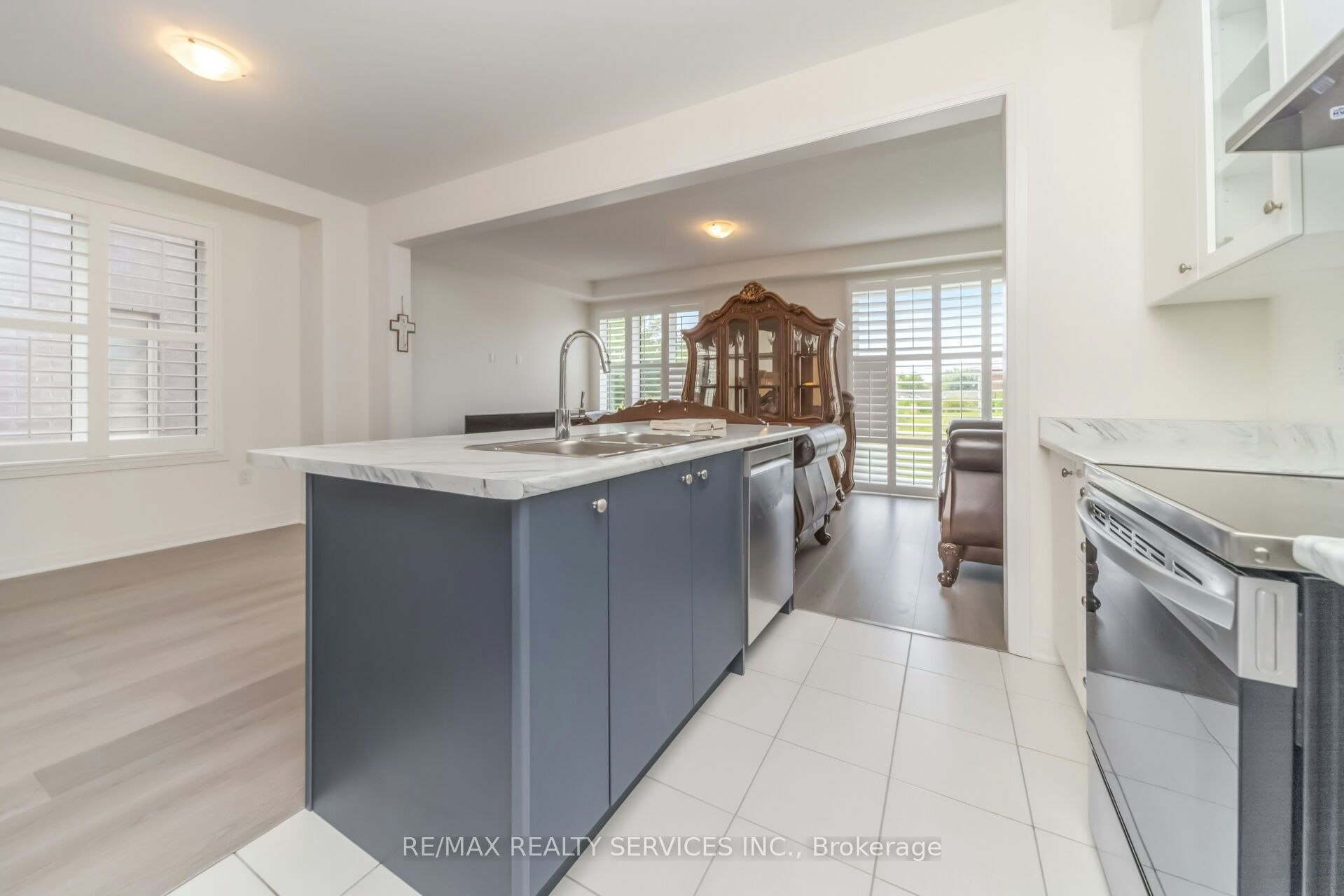 69 Kirkwood Way, Barrie, ON, L9J 0K7 - 16