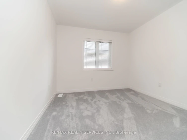 69 Kirkwood Way, Barrie, ON, L9J 0K7 - 32