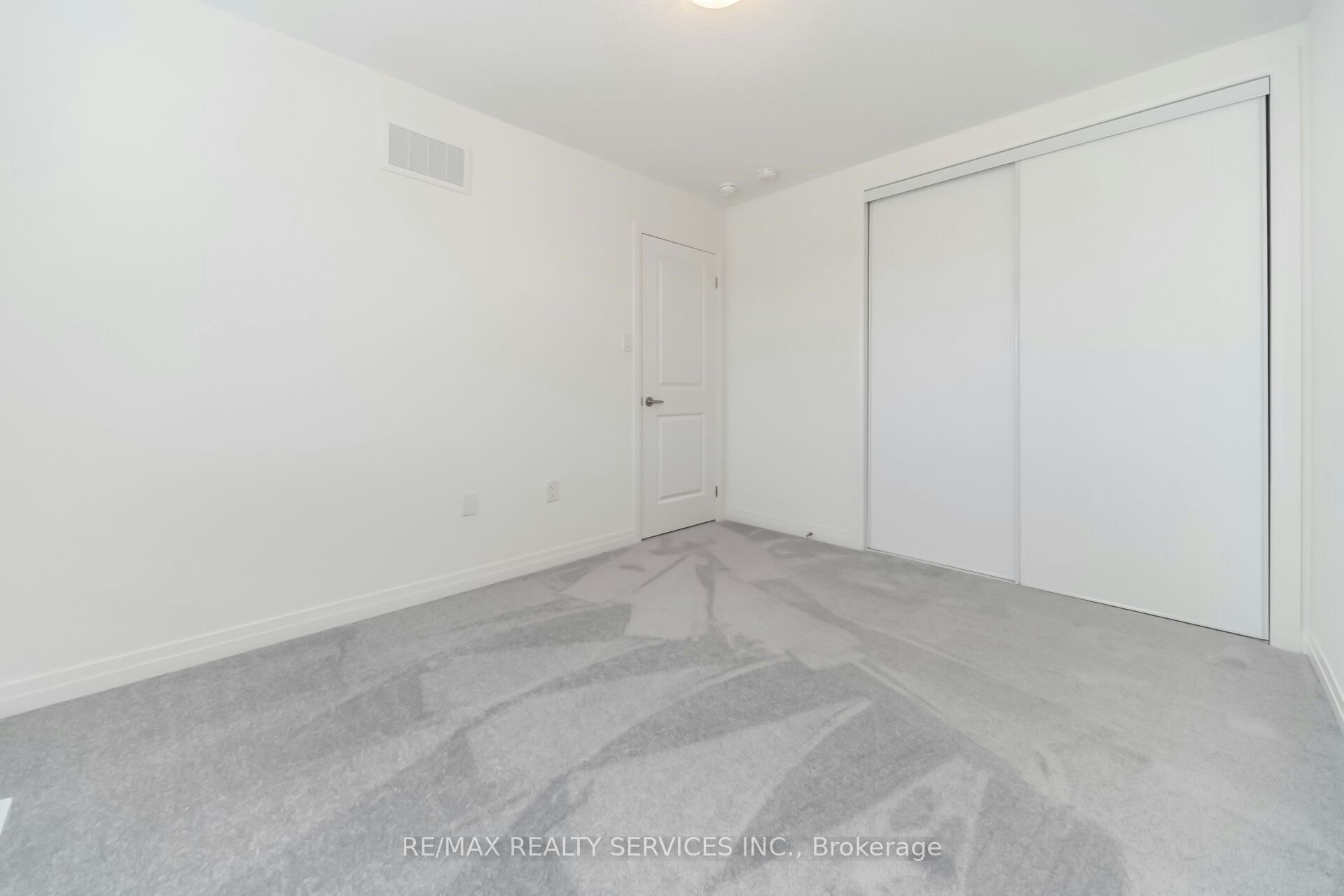 69 Kirkwood Way, Barrie, ON, L9J 0K7 - 33