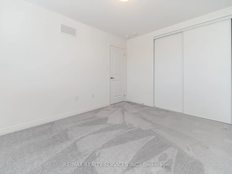 69 Kirkwood Way, Barrie, ON, L9J 0K7 - 33