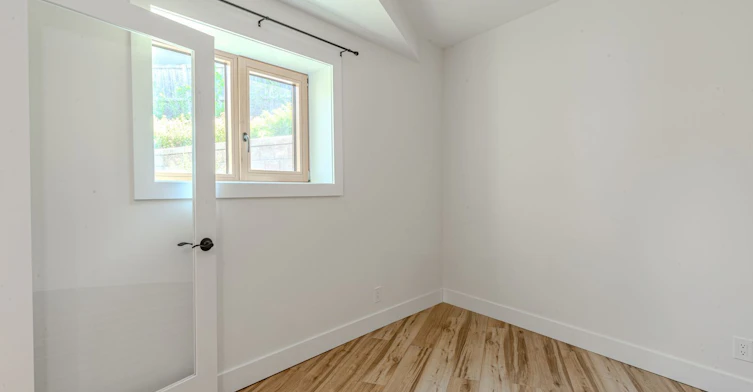 Lower-210 Patterson Road, Barrie, ON, L4N 9B8 - 6