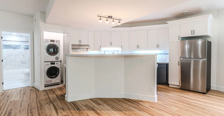Lower-210 Patterson Road, Barrie, ON, L4N 9B8 - 3