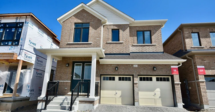 85 Bearberry Road, Springwater, ON, L0L 1Y3