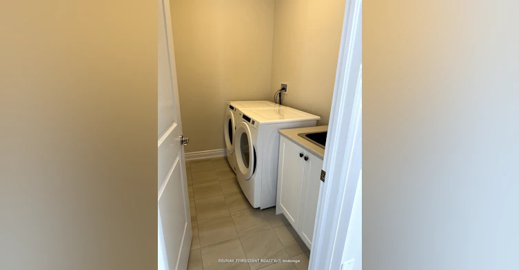 85 Bearberry Road, Springwater, ON, L0L 1Y3 - 9