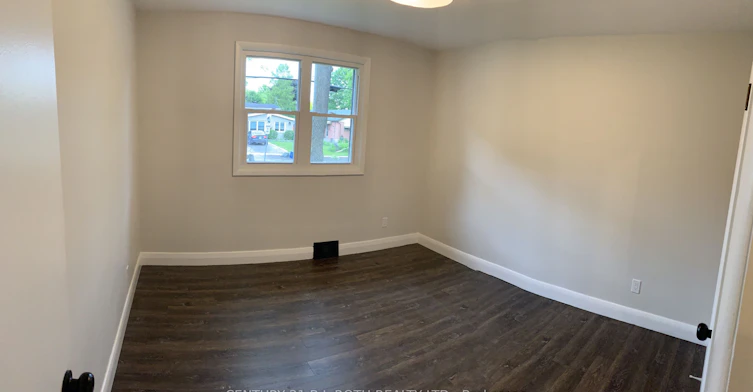 156 Puget Street, Barrie, ON, L4M 4N5 - 9