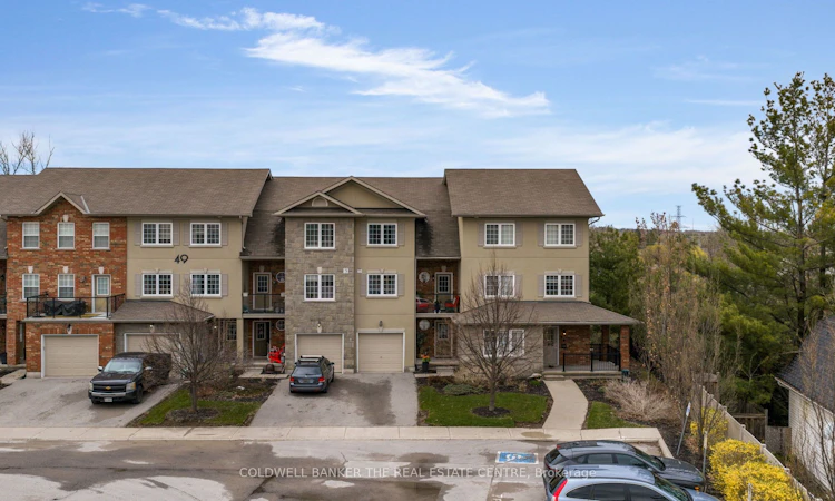 7-49 Ferndale Drive S