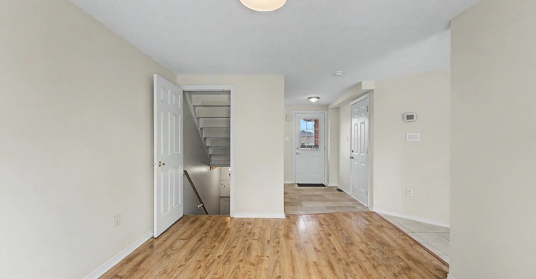334 Dunsmore Lane, Barrie, ON, L4M 7B2 - 2