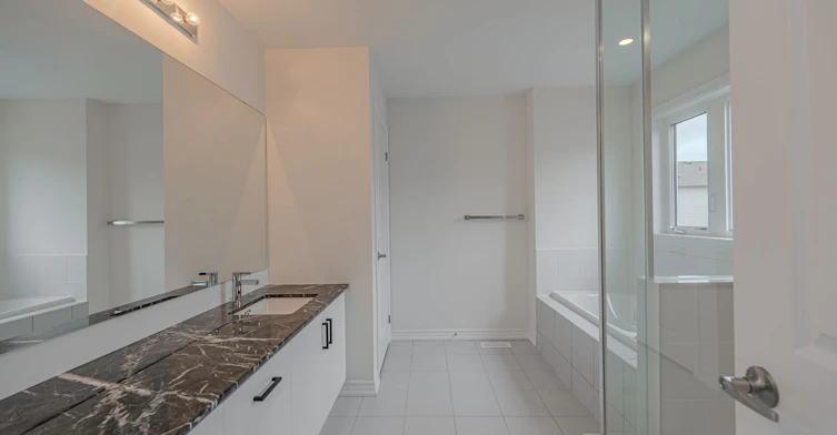 1-14 Tamworth Terrace, Barrie, ON, L9J 0W5 - 9