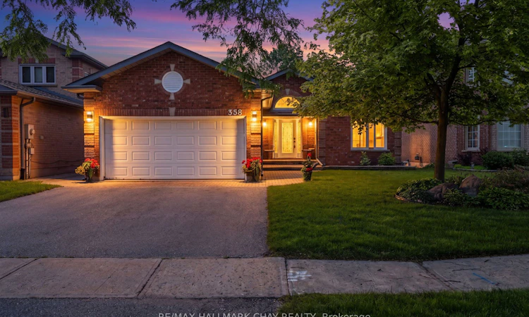 358 Livingstone Street W