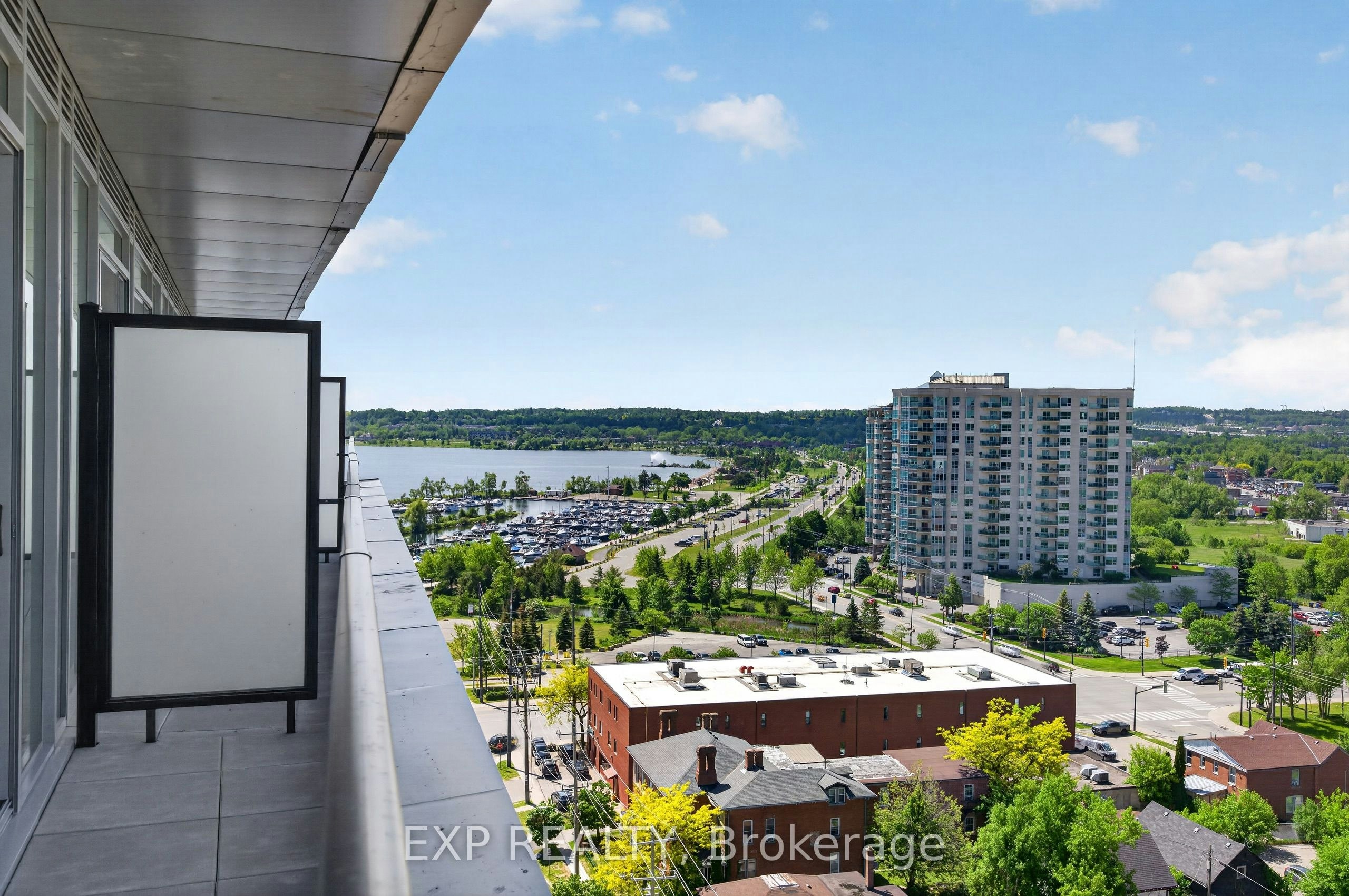 1101-39 Mary Street, Barrie, ON, L4N 1S9