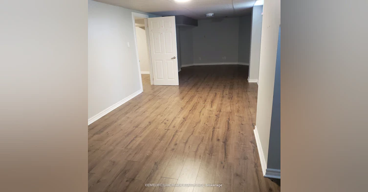 131 Ferndale Drive S, Barrie, ON, L4N 6Y6 - 3
