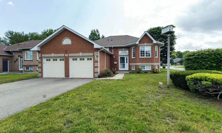 89 Royal Beech Drive
