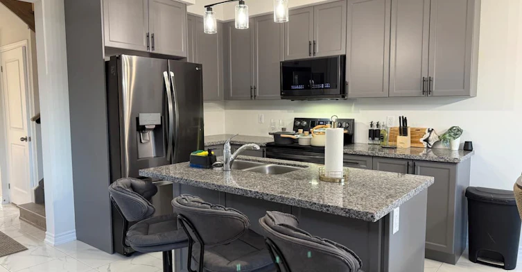 28 Federica Crescent, Wasaga Beach, ON, L9Z 0N6 - 6