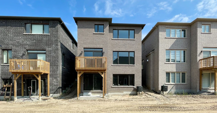 12 Sweet Cicely Street, Springwater, ON, L9X 2E2 - 2