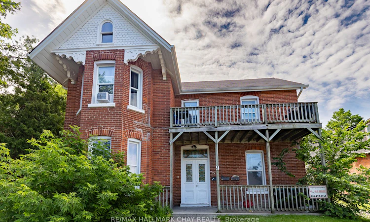 9 Penetang Street