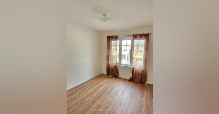9 Durham Avenue, Barrie, ON, L9J 0W2 - 4