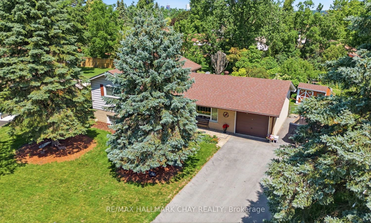 6 Highcroft Drive