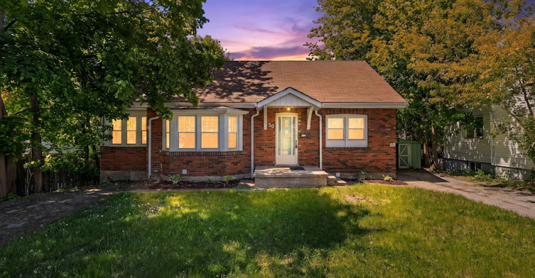 MAIN-30 Penetang Street, Barrie, ON, L4M 1V6