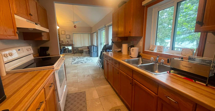 5470 Penetanguishene Road, Springwater, ON, L0L 1P0 - 17