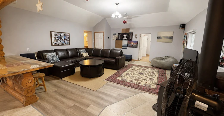 5470 Penetanguishene Road, Springwater, ON, L0L 1P0 - 3