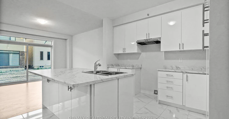 21 Prudhoe Terrace, Barrie, ON, L9S 2Z8 - 15