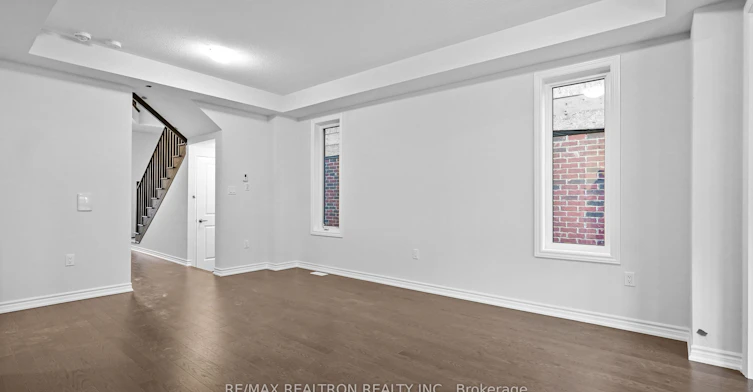 21 Prudhoe Terrace, Barrie, ON, L9S 2Z8 - 9