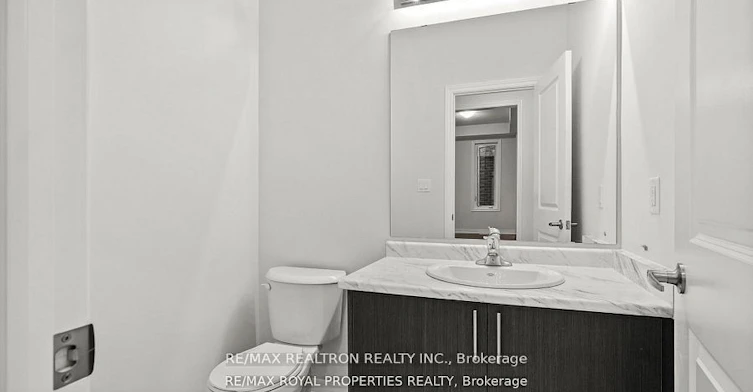 21 Prudhoe Terrace, Barrie, ON, L9S 2Z8 - 6