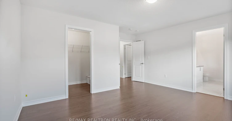 21 Prudhoe Terrace, Barrie, ON, L9S 2Z8 - 26