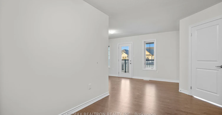21 Prudhoe Terrace, Barrie, ON, L9S 2Z8 - 18