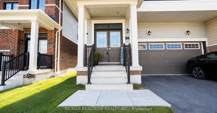 21 Prudhoe Terrace, Barrie, ON, L9S 2Z8 - 2