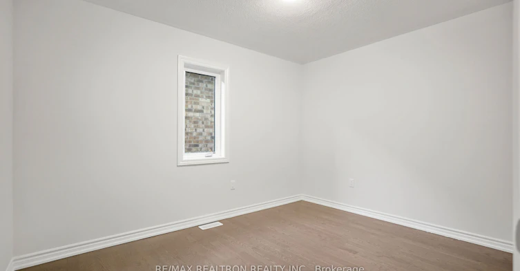 21 Prudhoe Terrace, Barrie, ON, L9S 2Z8 - 22