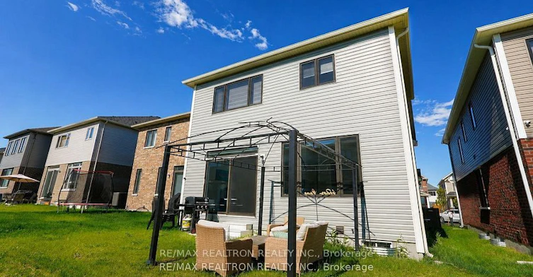 21 Prudhoe Terrace, Barrie, ON, L9S 2Z8 - 34
