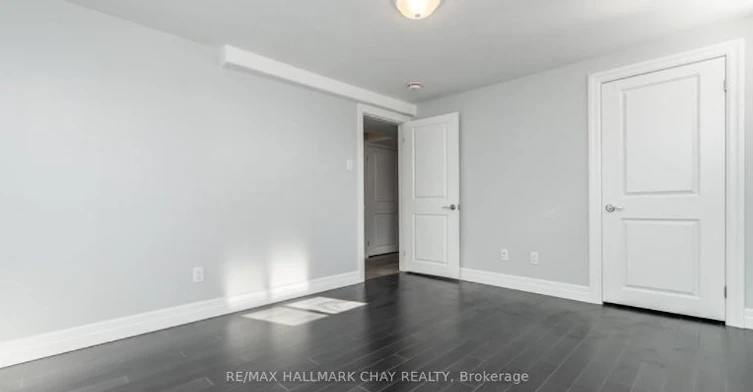 lower-33A Grove Street E, Barrie, ON, L4M 2N8 - 11