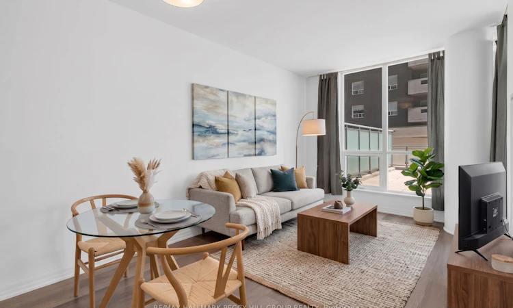 309-111 Worsley Street