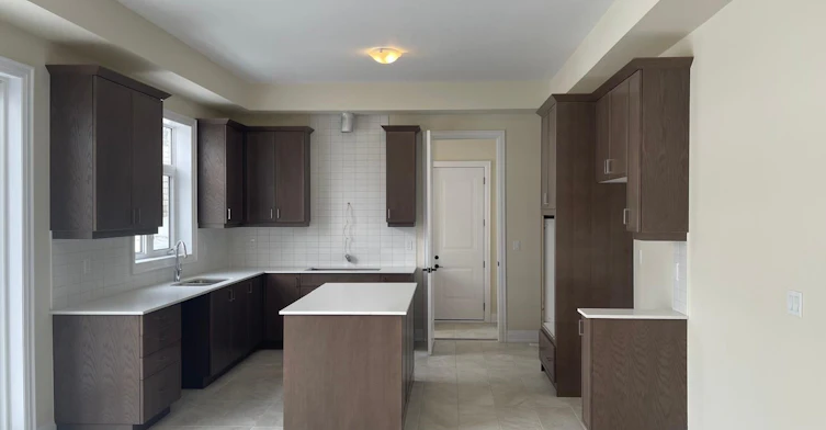 28 Pearsall Place, Oro-Medonte, ON, L0L 2L0 - 4