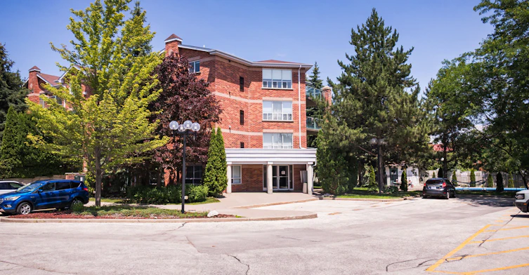 405-143 Edgehill Drive, Barrie, ON, L4N 1L9