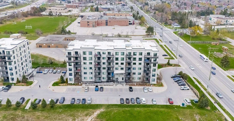 208-295 Cundles Road E, Barrie, ON, L4M 0K8 - 4