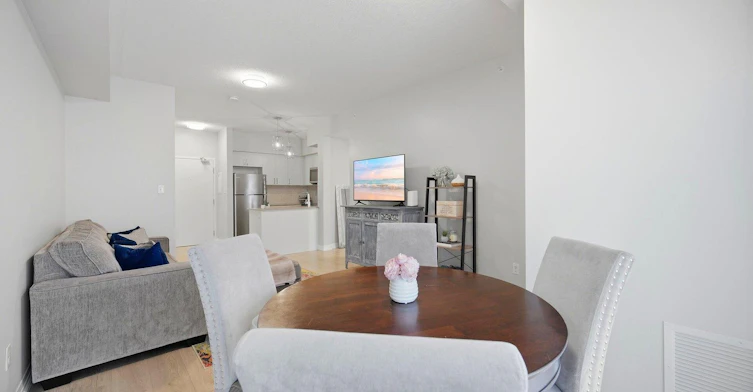 208-295 Cundles Road E, Barrie, ON, L4M 0K8 - 21