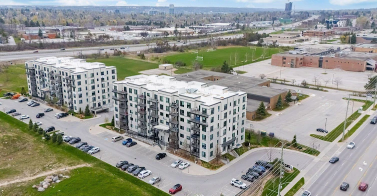 208-295 Cundles Road E, Barrie, ON, L4M 0K8 - 5
