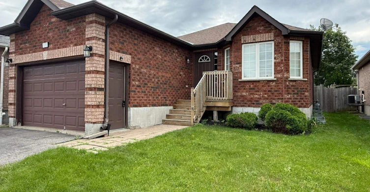 Main-171 Hanmer Street E, Barrie, ON, L4M 6W2