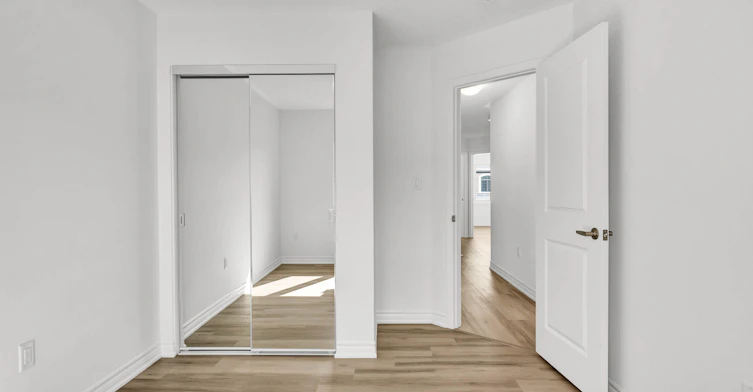13 Vinewood Crescent, Barrie, ON, L9J 1B6 - 16