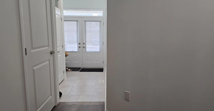 31 Copperhill Heights, Barrie, ON, L9J 0K6 - 2