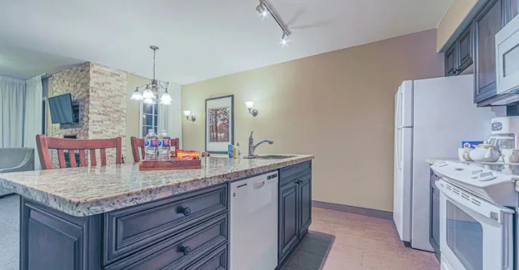 2270-90 Highland Drive, Oro-Medonte, ON, L0L 2L0 - 2